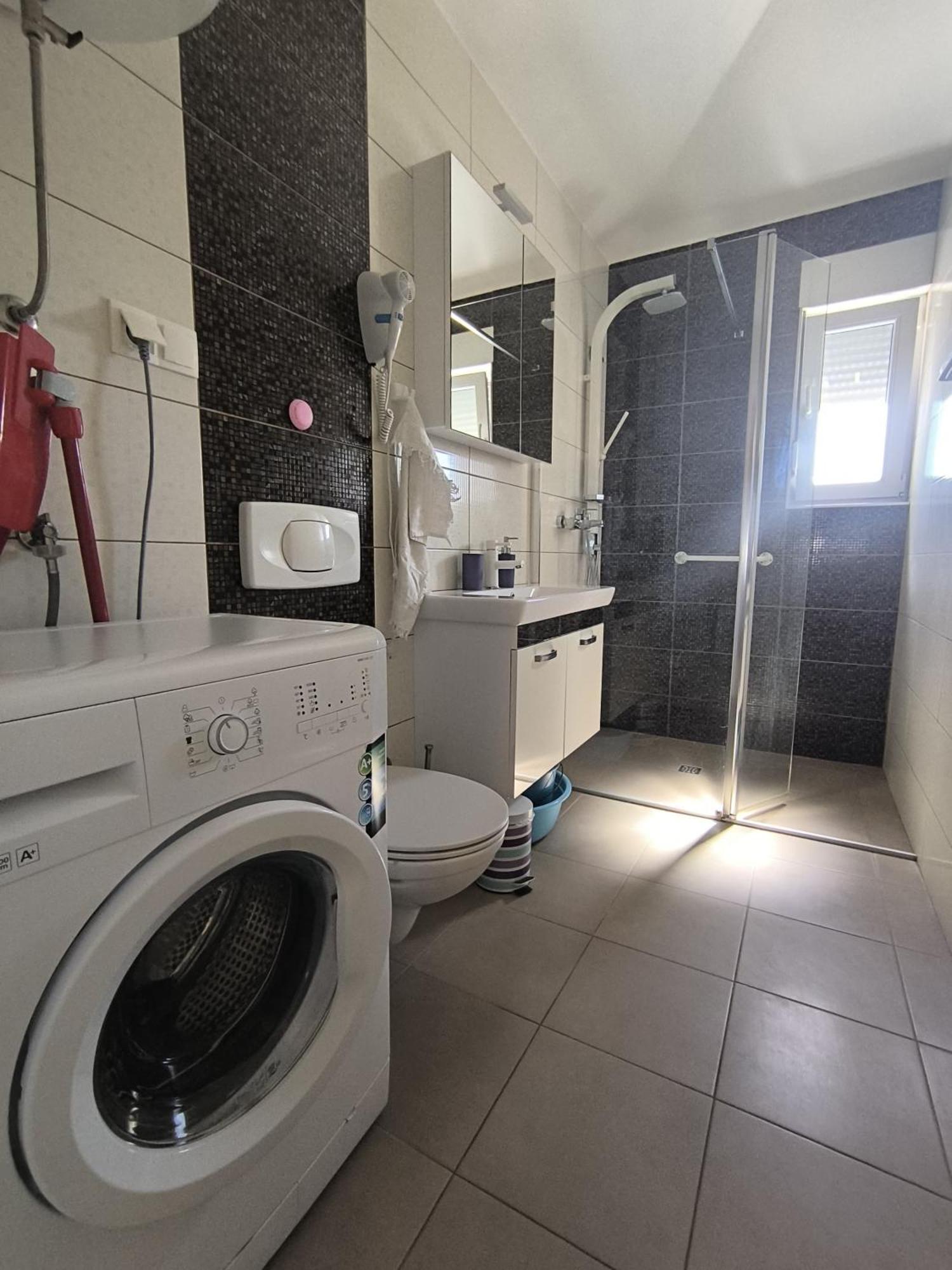 Apartments Otok 2 โตรกีร์ ภายนอก รูปภาพ