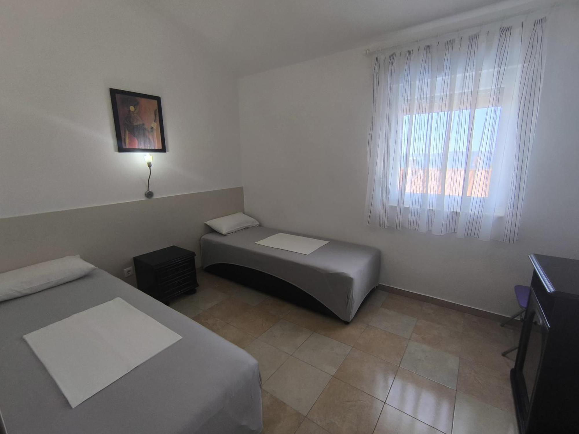 Apartments Otok 2 โตรกีร์ ภายนอก รูปภาพ