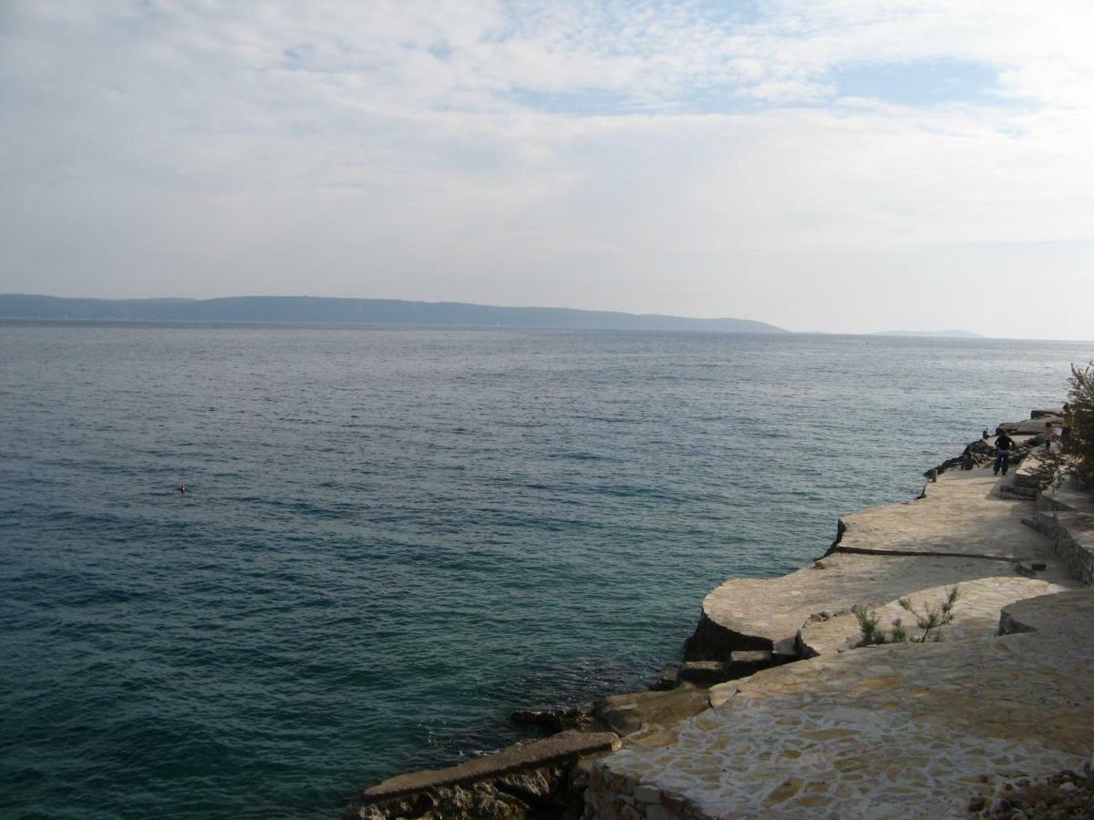 Apartments Otok 2 โตรกีร์ ภายนอก รูปภาพ